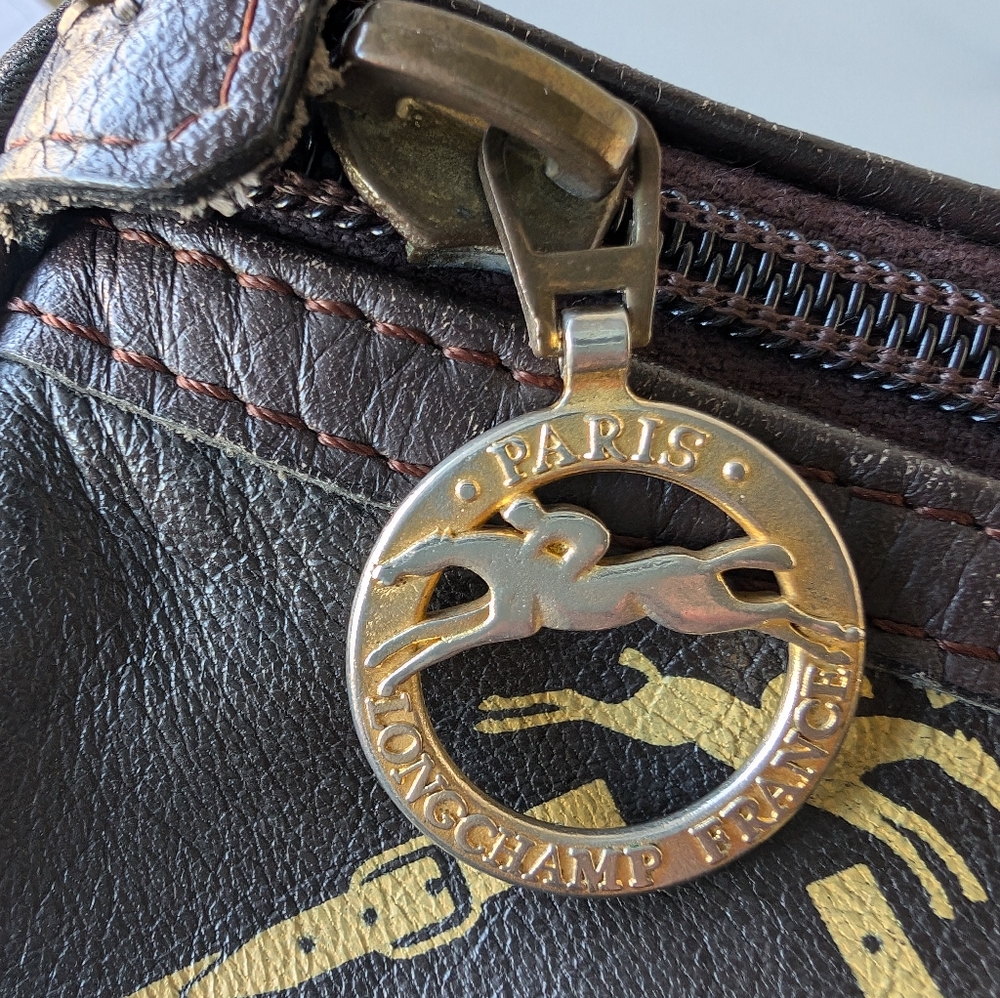 Longchamp Hangbag - Picture 3 of 9